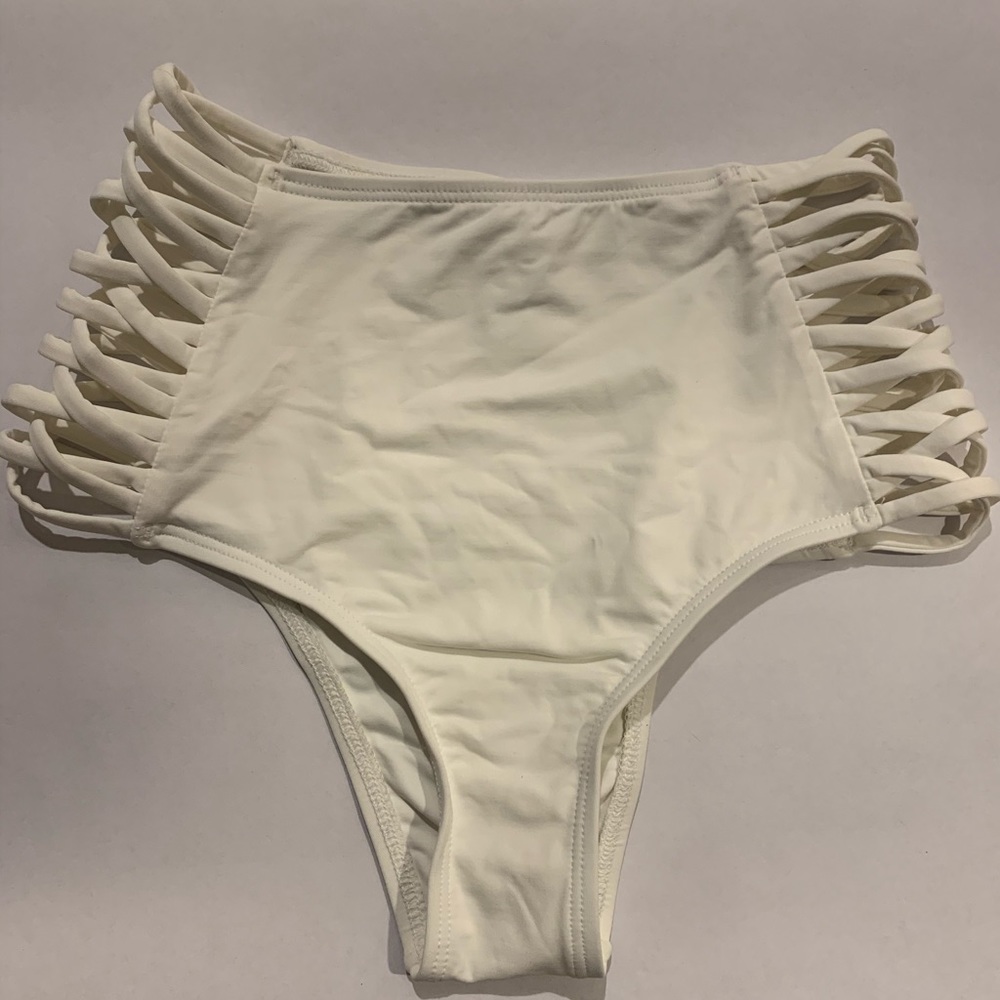 L-Space Swim Bottom